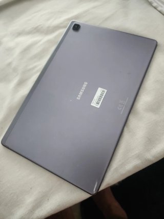 Samsung Galaxy Tab A7 Negra + Carcasa y teclado