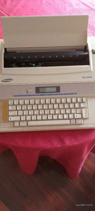 Máquina de escribir Samsung SQ-3000