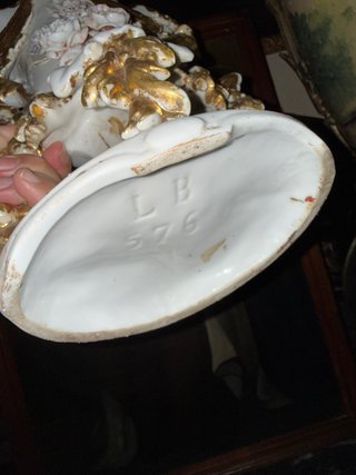 Jarrón Isabelino Porcelana Dorado Blanco