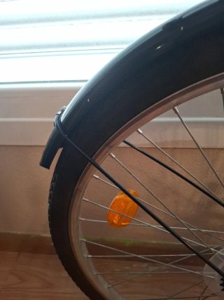 Bicicleta de paseo negra sin uso Llena de detalles