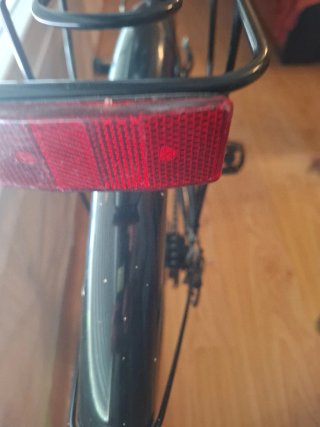 Bicicleta de paseo negra sin uso Llena de detalles