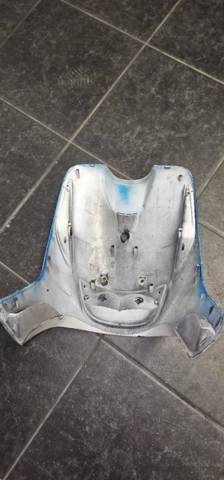 Carenagem Yamaha Target - Precisa de Reparação
