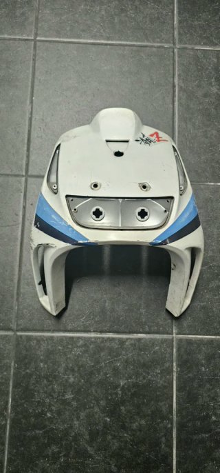 Carenagem Yamaha Target - Precisa de Reparação