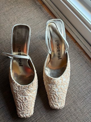 Zapatos Mascaró Beige y Dorado Talla 37