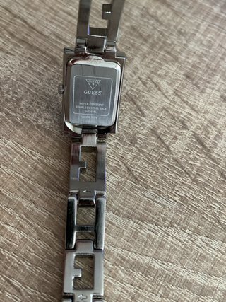 Reloj Guess Mujer Cuarzo Plata