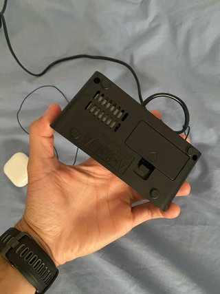 Despertador con Radio FM Negro