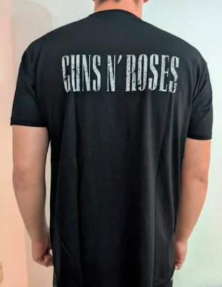 CAMISETA NEGRA - GUNS & ROSES - TALLA XL y más...