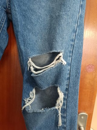 Pantalones vaqueros Pull&Bear rotos