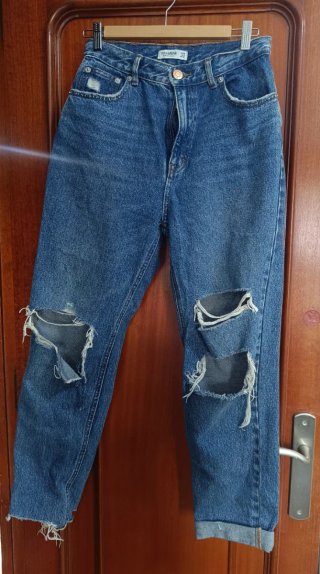 Pantalones vaqueros Pull&Bear rotos