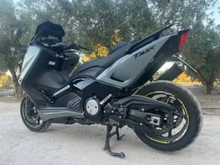 Yamaha TMAX 560 MAX Scooter