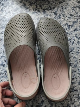 Crocs Talla 41 Verde/Multicolor