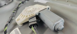 ELEVALUNAS DELANTERO DERECHO MERCEDES-BENZ CLASE