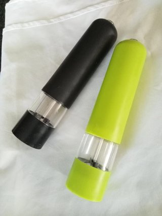 Moedores de pimenta a pilhas (2 unidades)