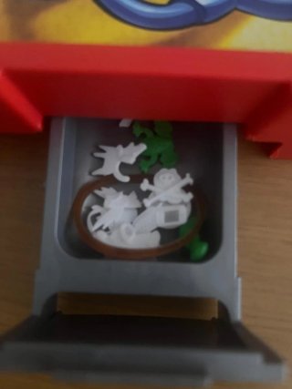 Juego Operación Hasbro con Sonido e Iluminación