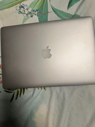 Apple MacBook Pro - Portatile