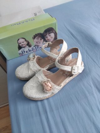 Sandalias Niña Blancas