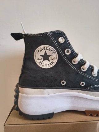 Converse Chuck Taylor shoes Run Star Hike