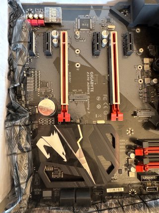 Placa Base Gigabyte Z370 AORUS Gaming 3 + CPU i7