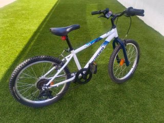 Bicicleta niño Rockrider 20 nueva