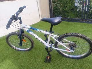 Bicicleta niño Rockrider 20 nueva
