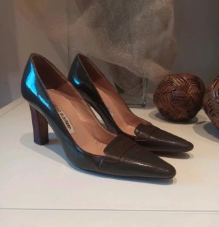 Manolo Blahnik Tacones Caqui