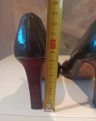 Manolo Blahnik Tacones Caqui