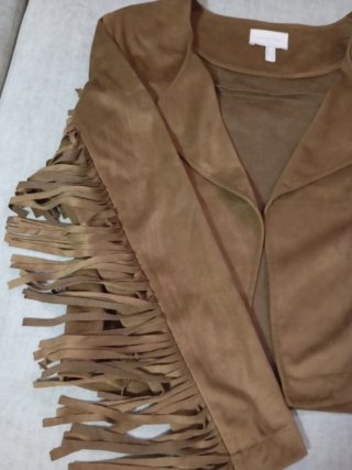 Chaqueta marrón con flecos mujer