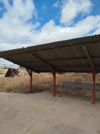 Pérgola estructura parking aparcamiento coches