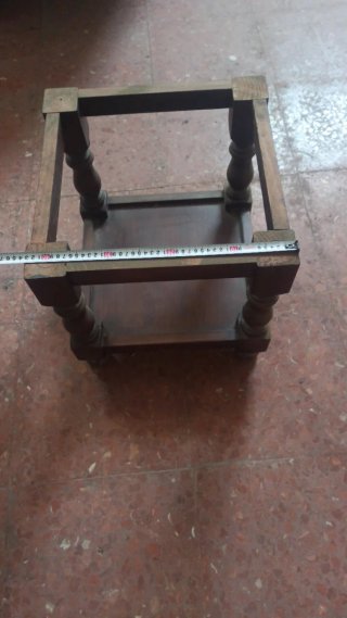 Mesa de madera rústica