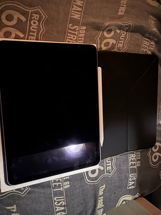 Apple Pencil Pro Blanco + iPad Air M2