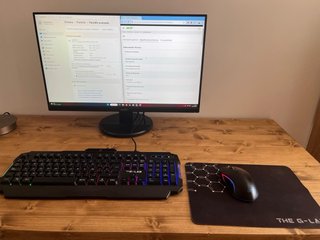 Monitor Acer 24" FHD+ con tastiera e mouse G-LAB