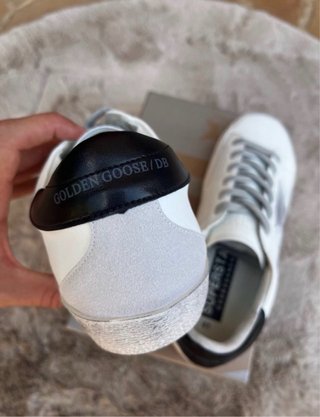 Golden Goose Superstar Sneakers Blancas y Grises