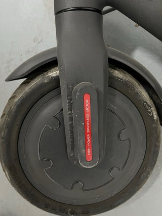 Patinete Eléctrico Xiaomi M365