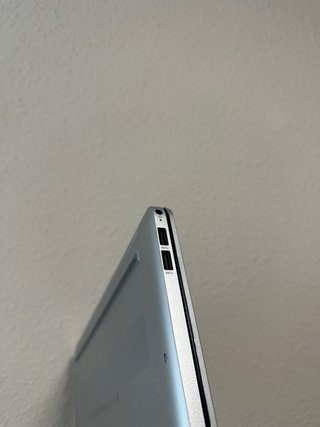 HP Laptop 15s (Ryzen 3 - 5300U / 8GB / 256GB SSD)