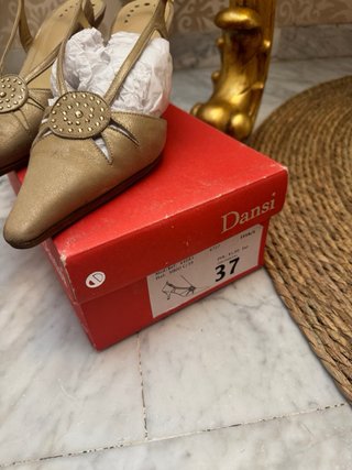 Tacones vintage dorados Dansi Talla 37