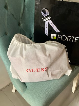 Mala / Bolsa tote - Guess
