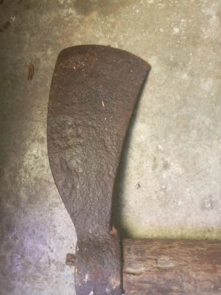 Hacha de mano