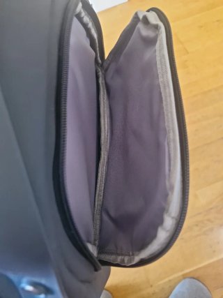 Mochila Antirrobo con puerto y cable USB
