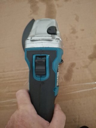 Radial Makita DGA504 18V