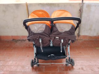 Carro gemelar Peg Perego naranja