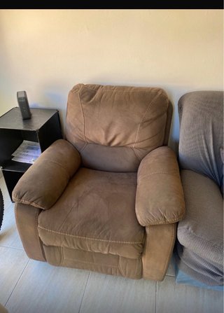 Sillón reclinable eléctrico marrón  Urge la venta