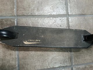 Patín de acrobacias negro