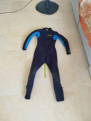 Traje de surf infantil
