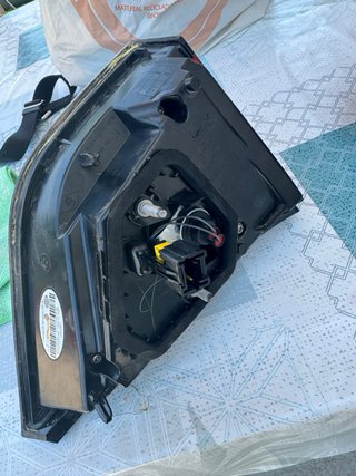 Luz trasera derecha Renault Grand Scenic