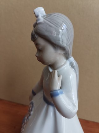 PORCELANA ZAPHIR LLADRO CHIQUITA