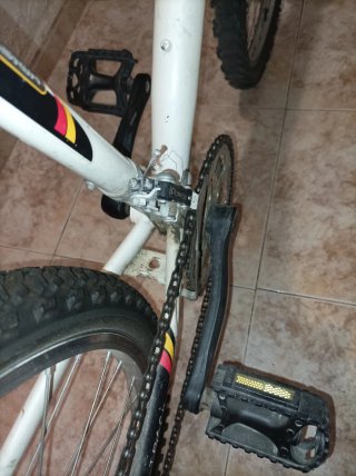 Bicicleta Athom Special Serie upper track