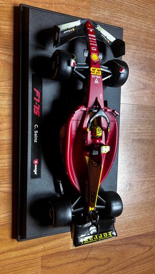 Ferrari F1-75 GP Italia Carlos Sainz 1:18