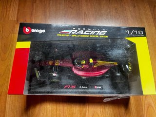Ferrari F1-75 GP Italia Carlos Sainz 1:18