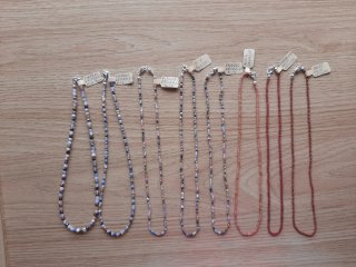 piedras naturales collar fino