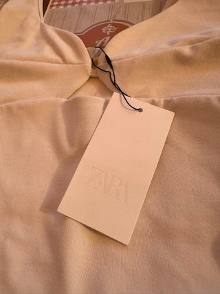 Vestido corto Zara Con etiqueta